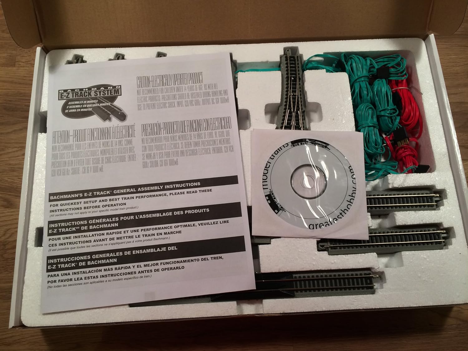 Trains - World's Greatest Hobby Track Pack - N Scale