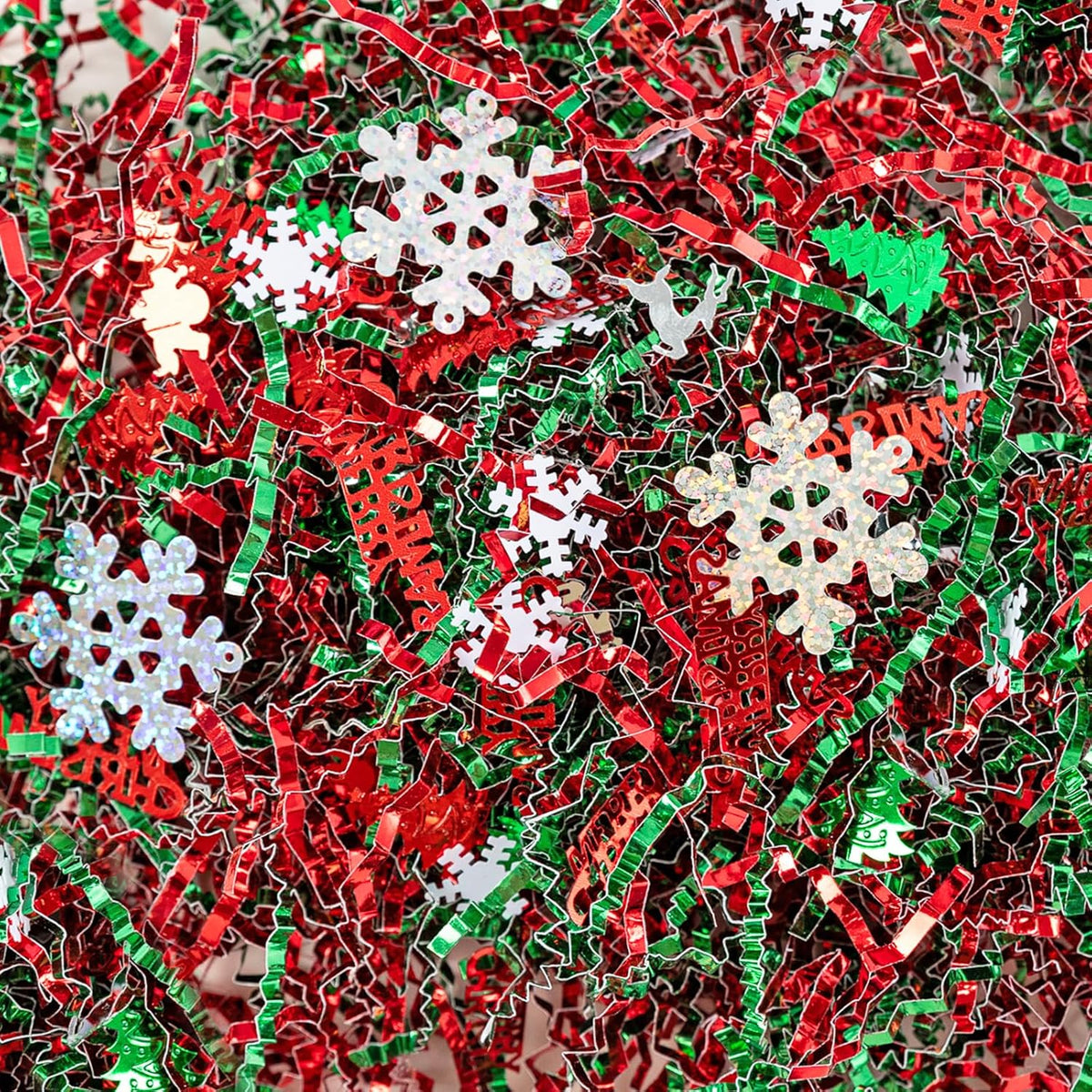 8.8oz Christmas Crinkle Cut Paper Shred