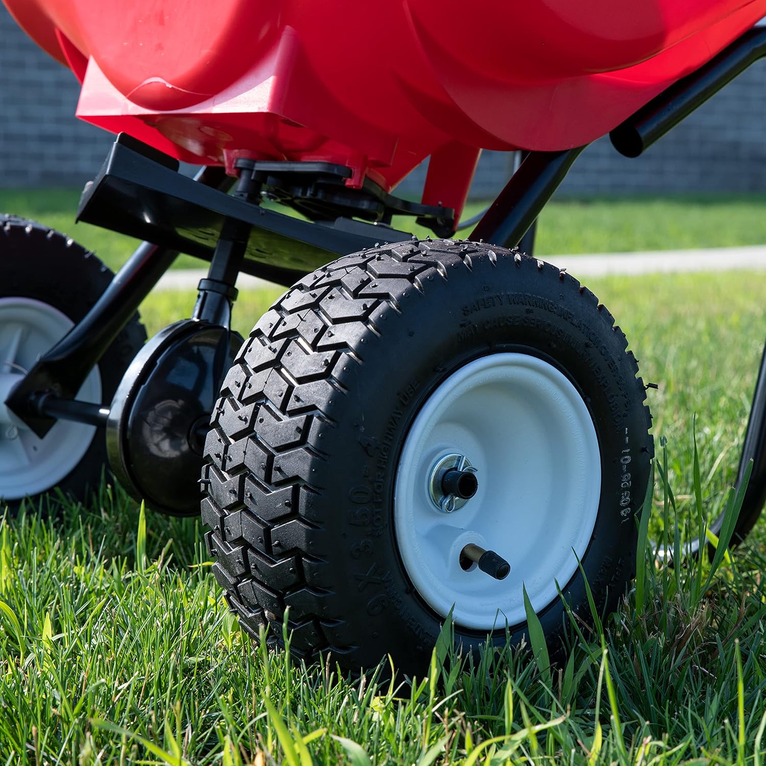 2050P 80lb Broadcast Spreader, Lawn Aerator, Fertilizer Spreader, 80lb Capacity, Pre-Assembled, with Rustproof Poly