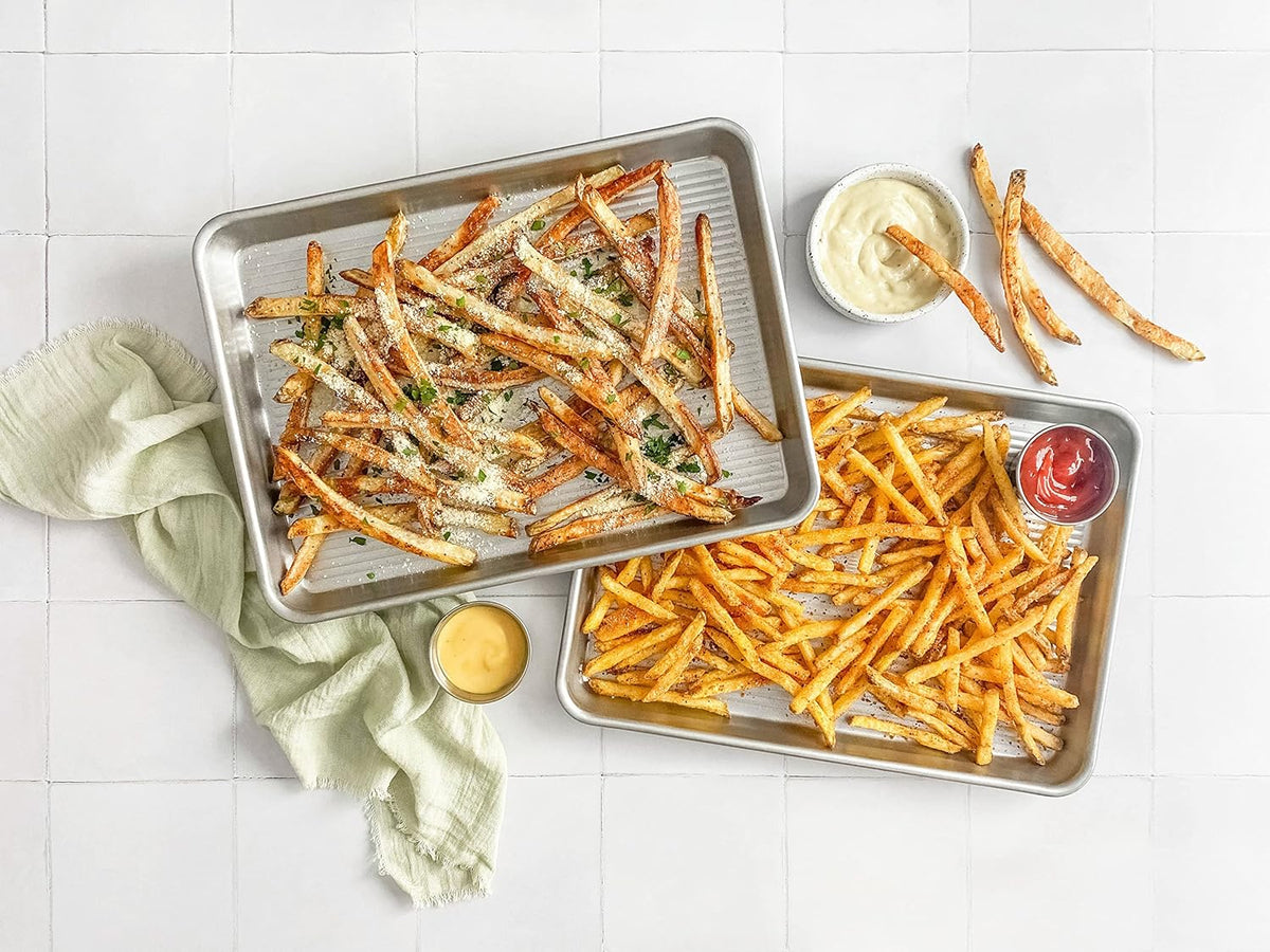 Bakeware Nonstick Quarter Sheet Pan, Baking Sheet Aluminized Steel, Pan Measures: 13 x 9.5 x 1 inches