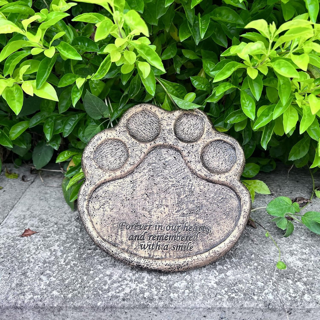 Garden Stepping Stone, Paw of Dog Cat Pet Memorial Stones, Loss of Pet Gift - 7.5" L x 7.5" W x 0.6" D