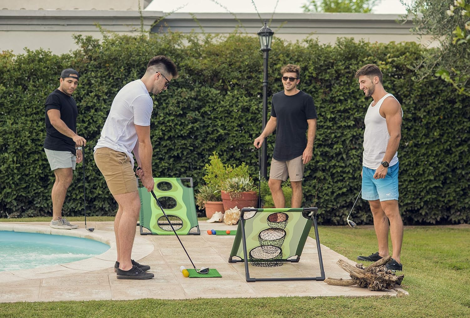 Par 1 Backyard Golf Cornhole Game, Golf Gifts for Men, Golf Accessories for Men, Golf Chipping Game, Golf Equipment