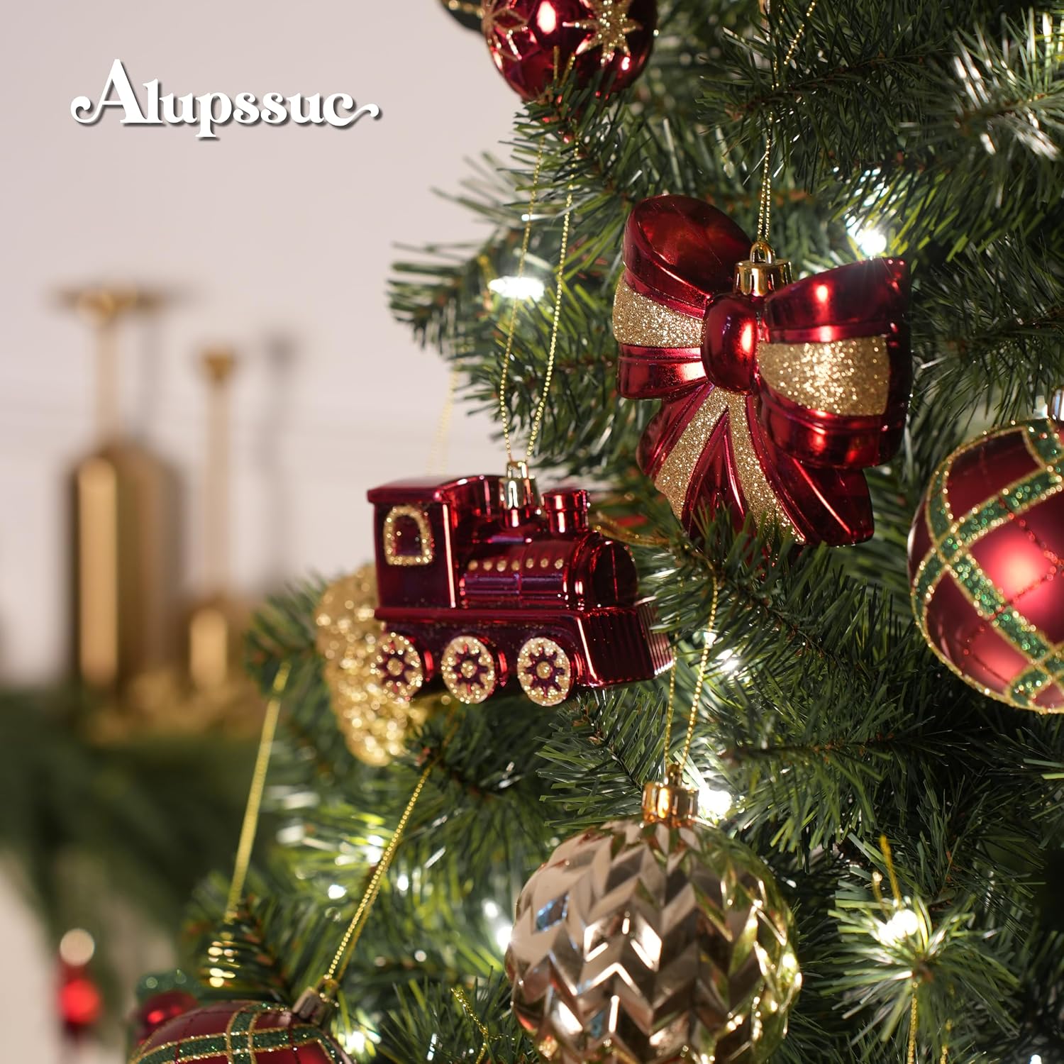 82pcs Classic Christmas Balls Ornaments Set, Red, Green and Gold | Delightful Gift Set, Shatterproof Plastic