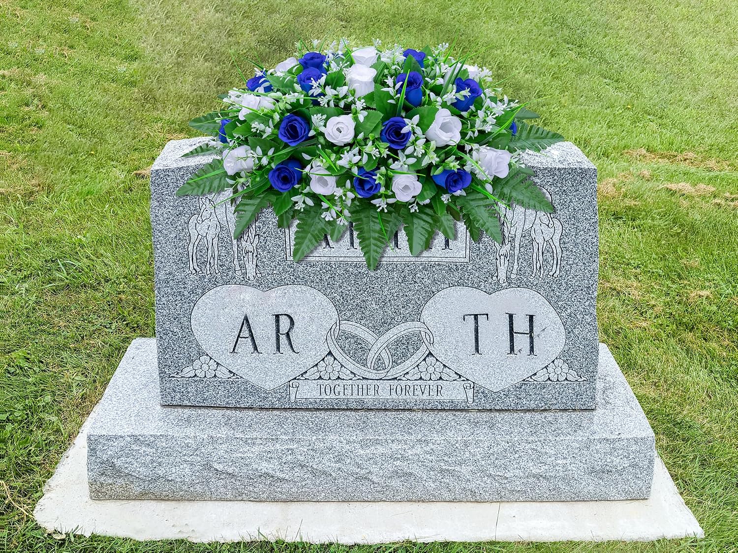 Artificial Cemetery Flowers Saddle-Shaped Tombstone Decorations Non-Fading UV-Resistant（Blue+White Saddle ）
