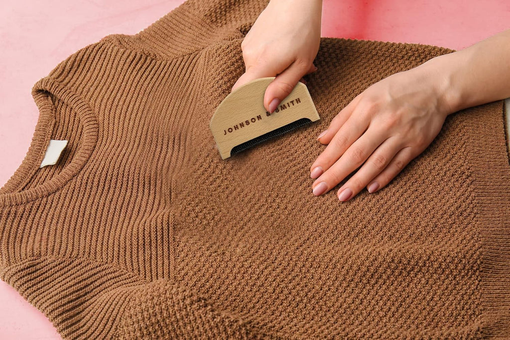 Sweater Comb - Cashmere Sweater Shaver Lint Scraper - Easy Grip Comb - Multifunction Fabric Clothes Shaver Pill