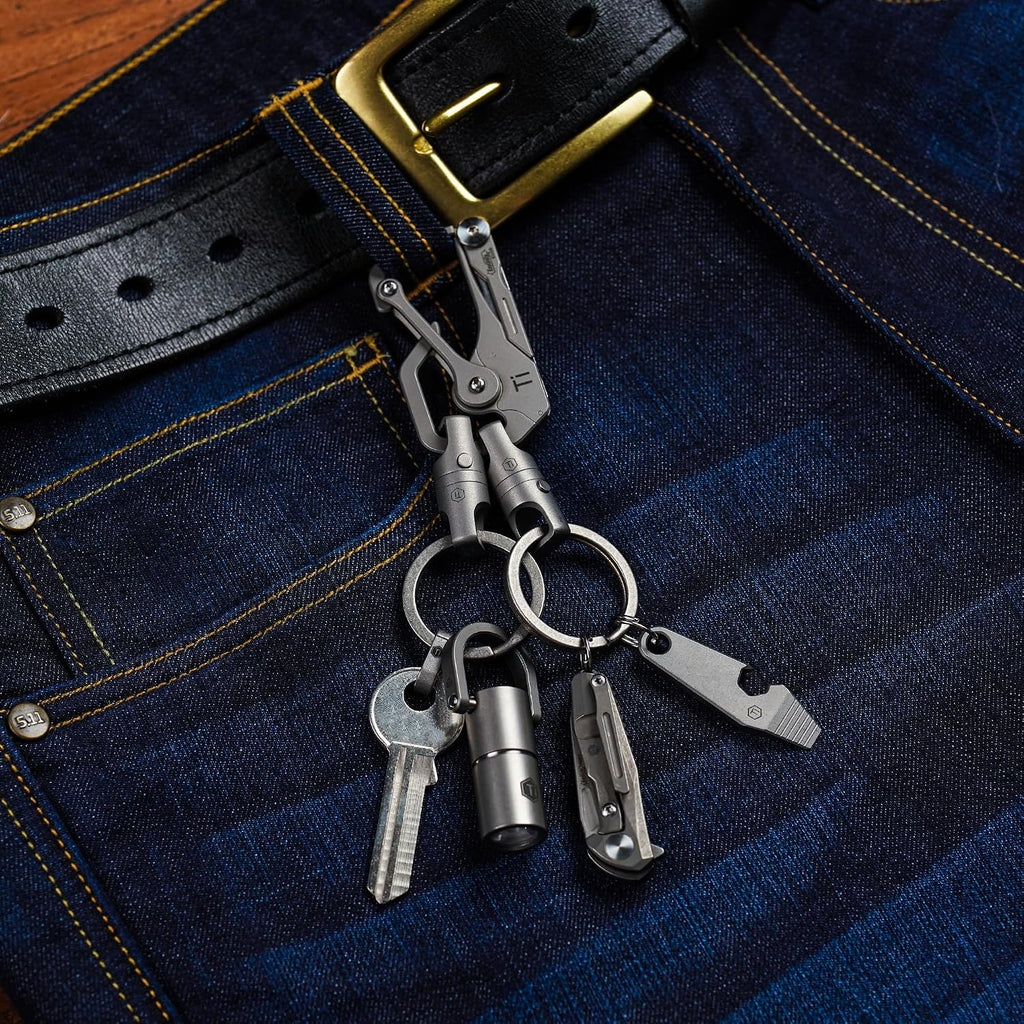 Titanium Magnetic Quick Release Keychain, One-Hand Detachable Connector for Car Keys, USB Drives and EDC, Gear, KA45