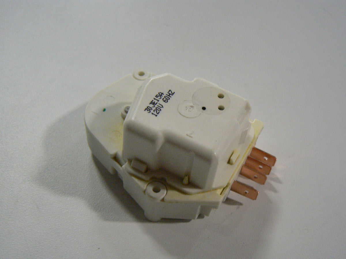 TRAULSEN 324-38504-00 DEFROST Timer 8 HR B10-178 UL