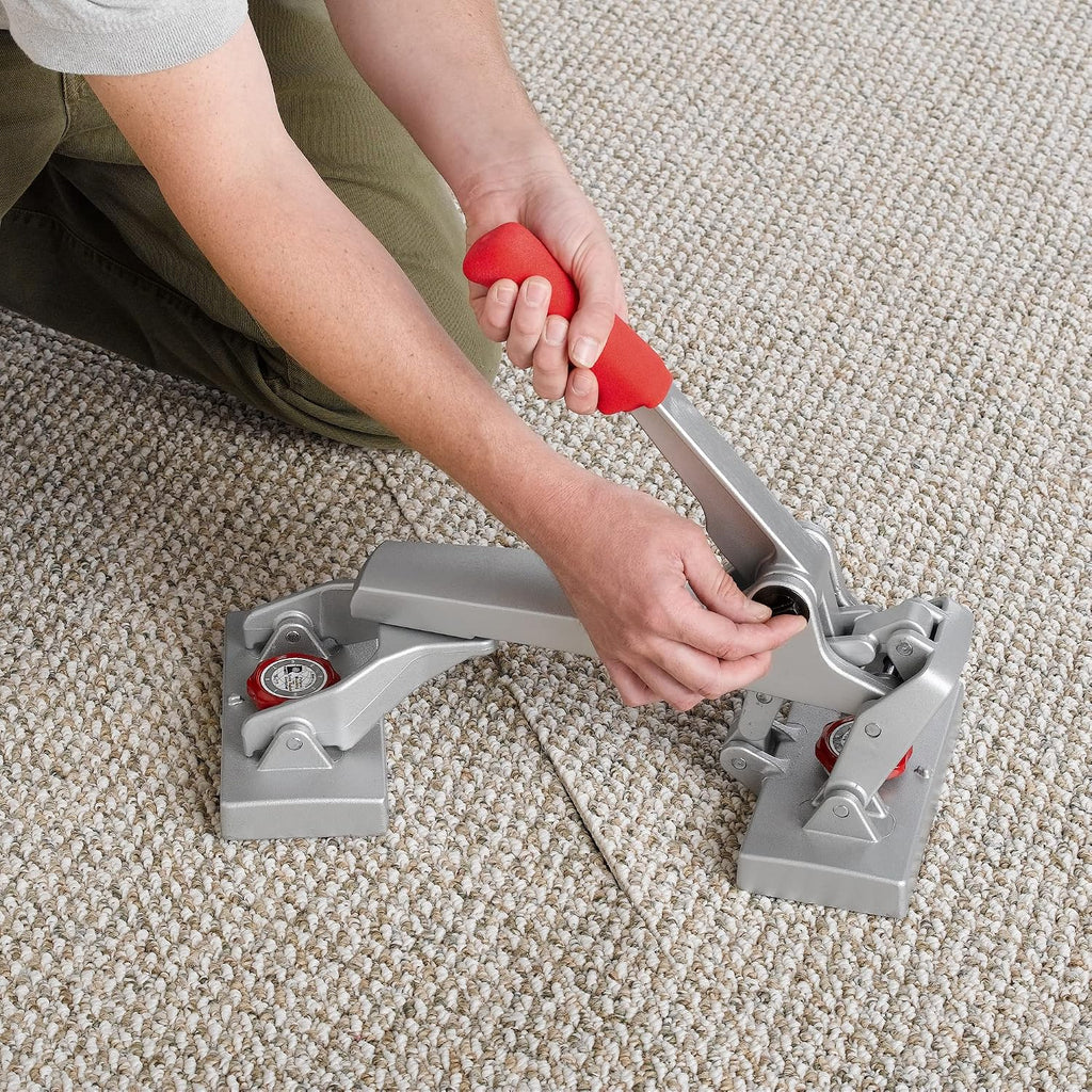 ROBERTS 10-128 Locking Handle Mini Carpet Stretcher for Pattern Matching and Seam Repair