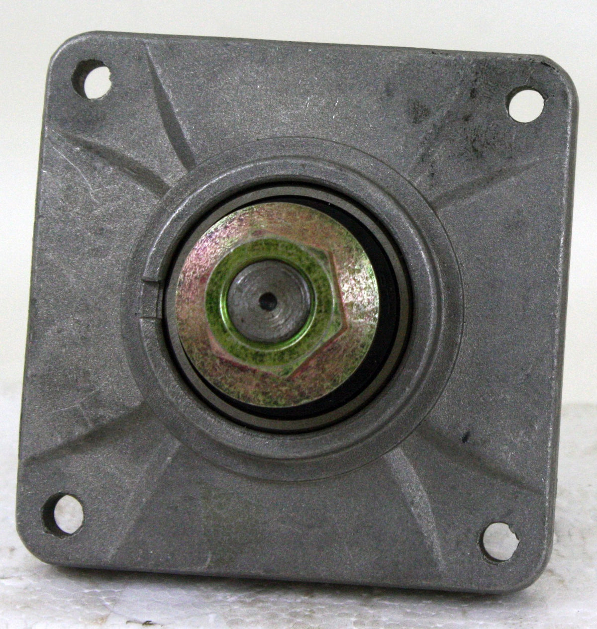 Rotary Replacement Spindle Assembly MTD 918-0116/618-0116 NOS W/Self Tapping Screws