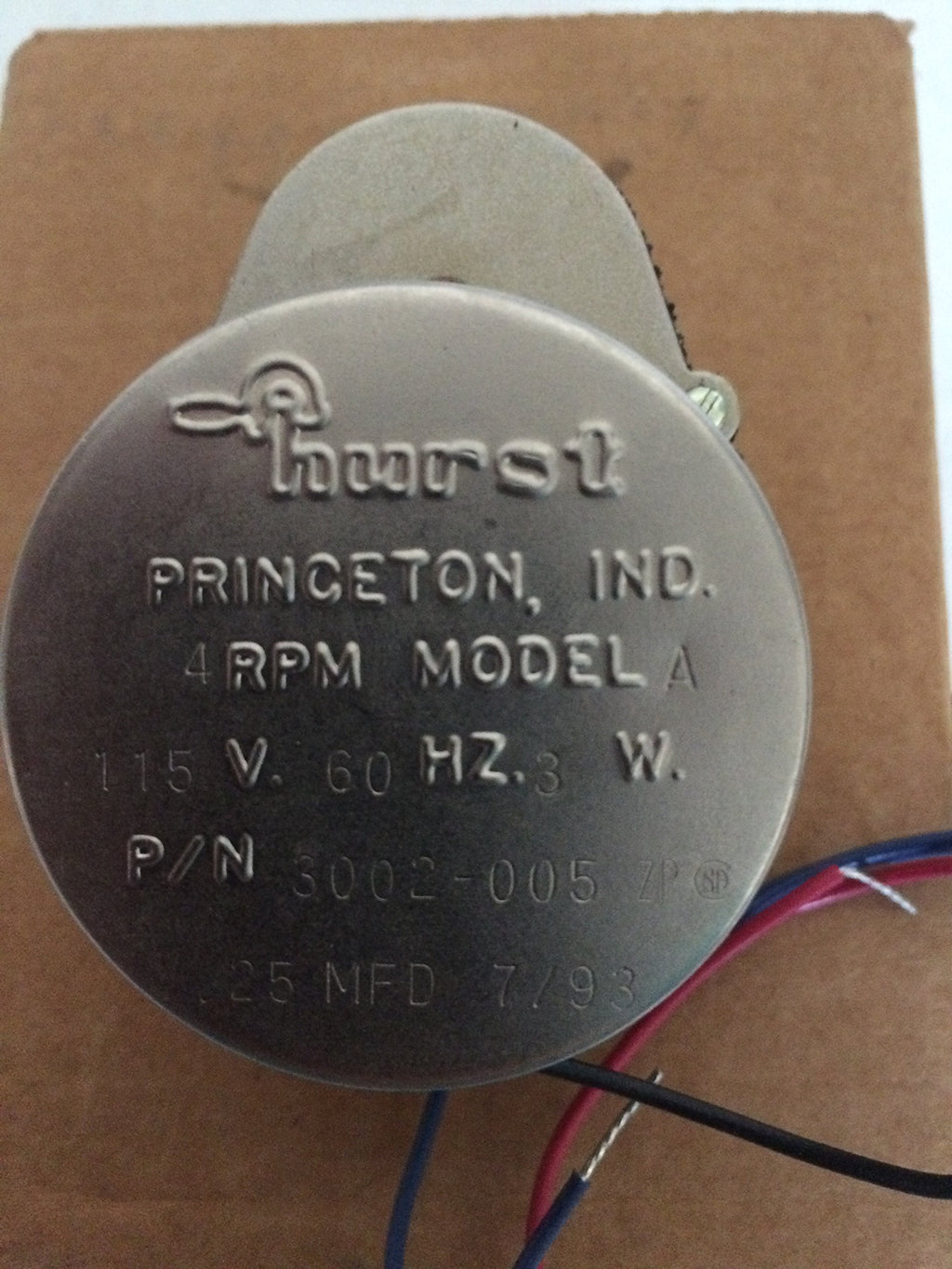 "Hurst 3002-005 Motor, Synchronous; 115 VAC @ 60 Hz; 3 W; 4 RPM; 110 Oz-in @ 175 p/s; 0.25; AB"