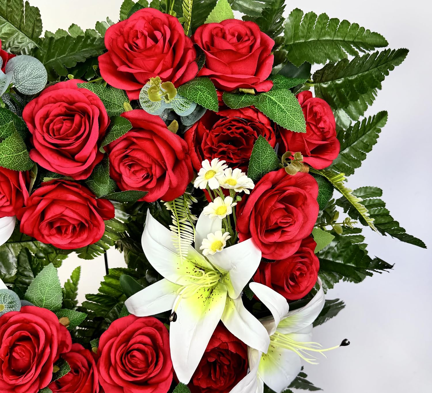 Cemetery Flower - Ebullient Remembrance Standing Heart, Grave Wreath with Easel Stand,Memorial Floral-Red Rose