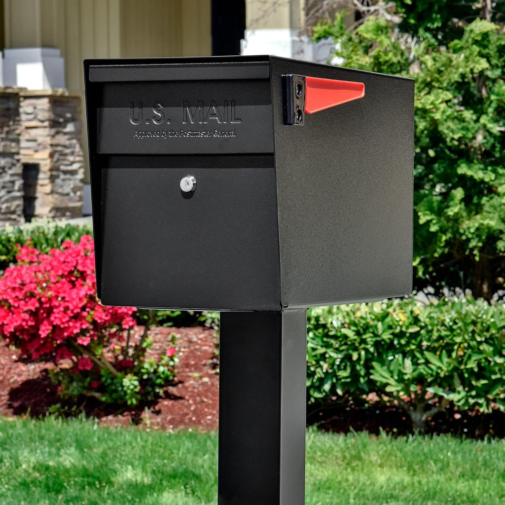 Large Capacity Locking Curbside Post Mount Mailbox, USPS Approved | Patented anti-pry lock, holds weeks of mail