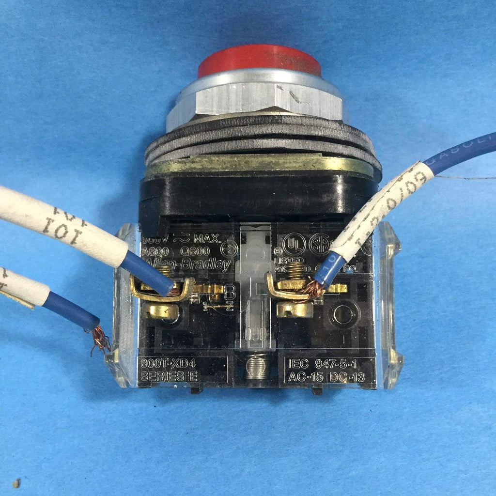 ALLEN BRADLEY 800T-B SER T PUSH BUTTON (RED)USED