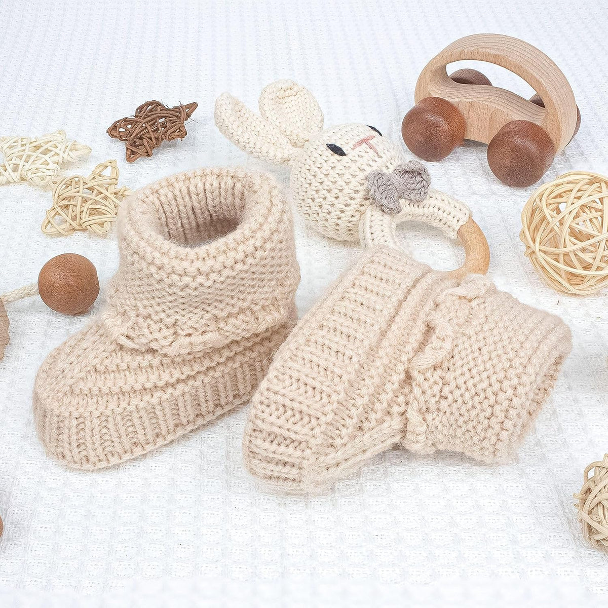 Baby Booties Handmade Baby Shower Gift Set Newborn First Walkers Cozy Booties for Infant Boy Girl 3 Pieces