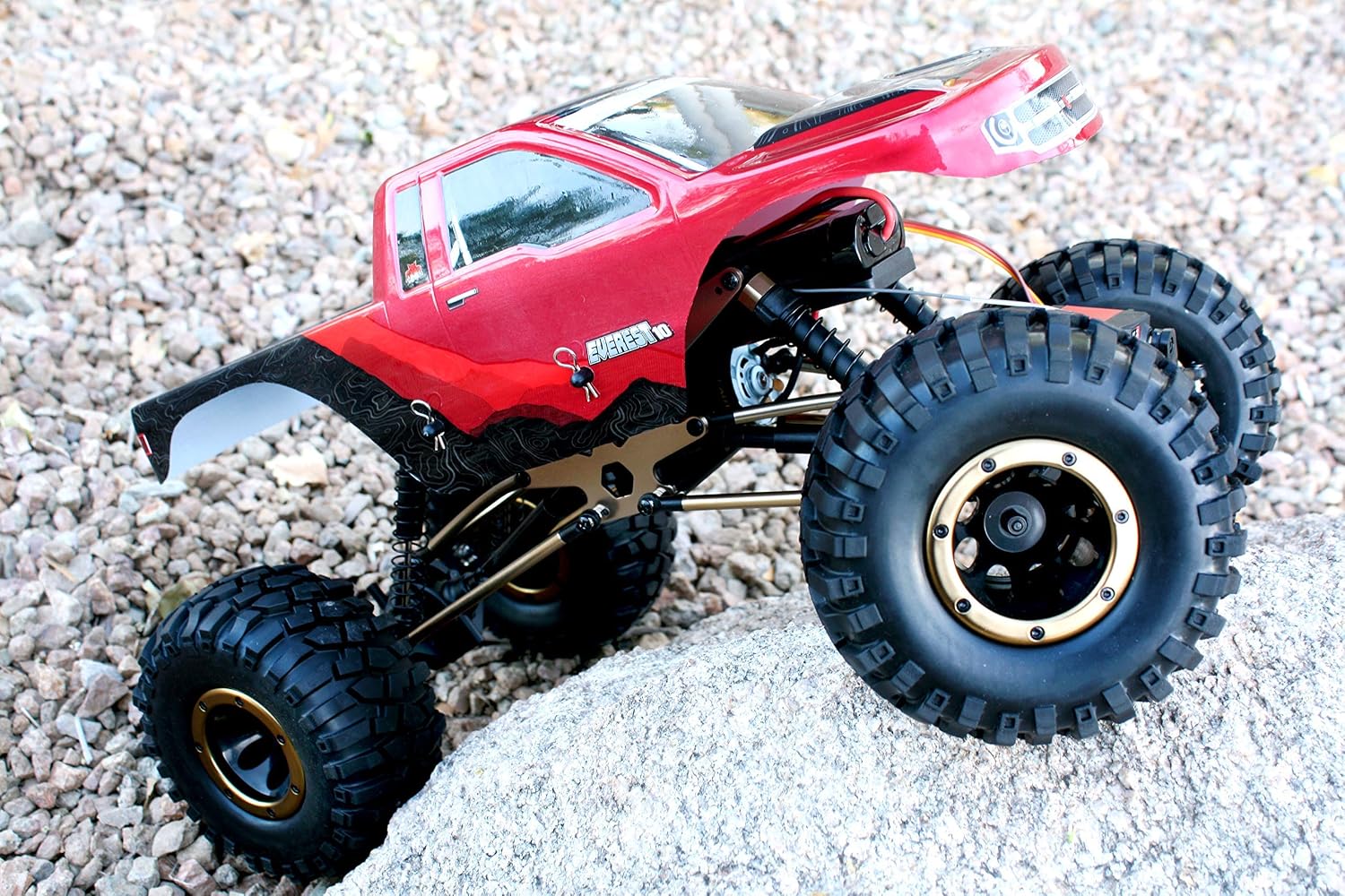 Everest 10 1/10 Scale Electric RC Rock Crawler, 4WD Shaft Driven RC Truck with Waterproof Electronics, Aluminum