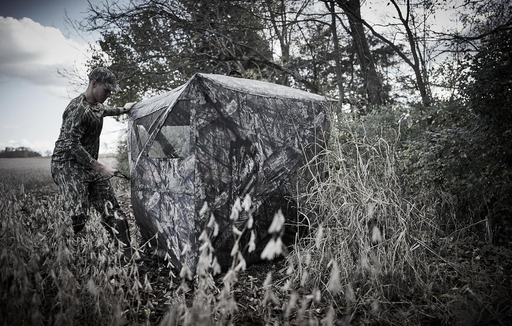 Care Taker Kick Out Pop-Up Ground Blind, Premium Hunting Blind, Mossy Oak Break-Up Country Camo | 59x59x66in